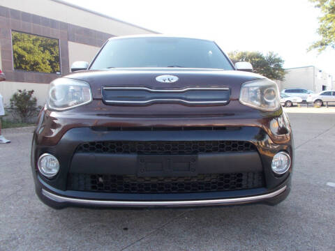 2017 Kia Soul +
