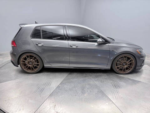 2018 Volkswagen Golf R 4Motion