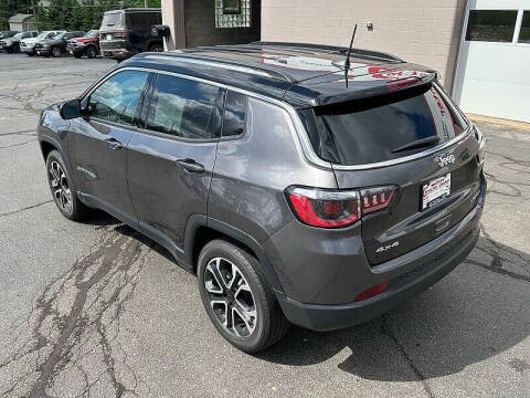 2022 Jeep Compass