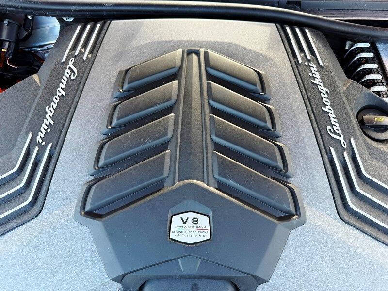 2022 Lamborghini Urus