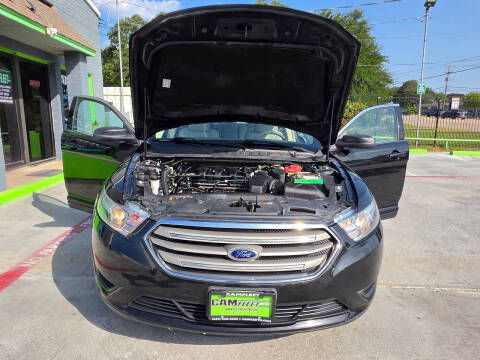 2013 Ford Taurus SE