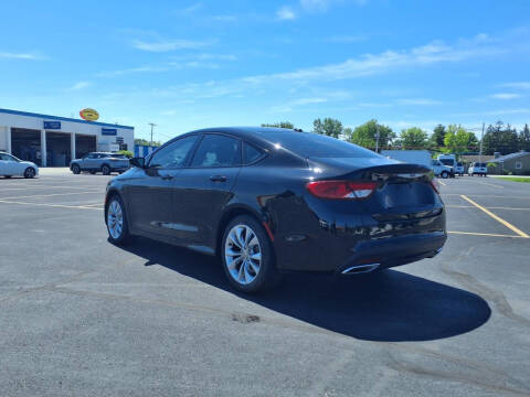 2015 Chrysler 200 S