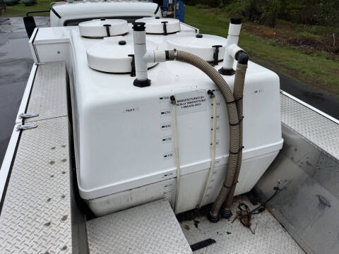 2011 Freightliner M2 106