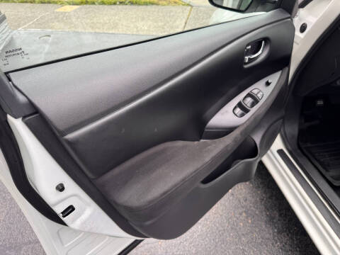 2016 Nissan LEAF S-24
