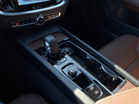 2026 Volvo V60 Cross Country B5 Plus