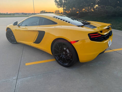 2013 McLaren MP4-12C