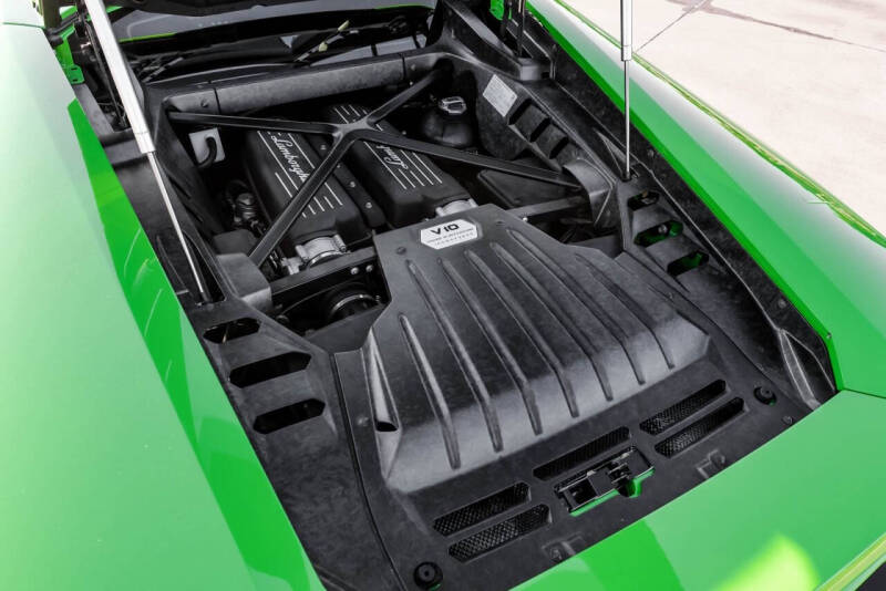 2015 Lamborghini Huracan LP 610-4