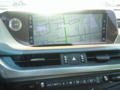 2021 Lexus ES 300h