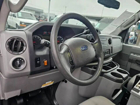 2012 Ford E-Series