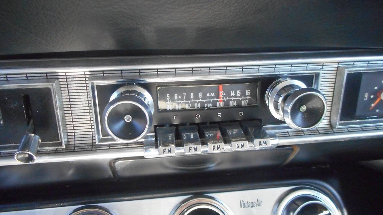 1963 Ford Galaxie 500XL 12