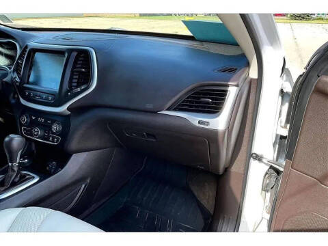 2017 Jeep Cherokee Overland