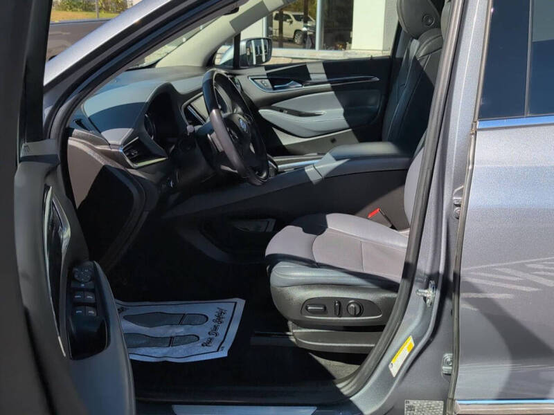 2018 Buick Enclave Essence