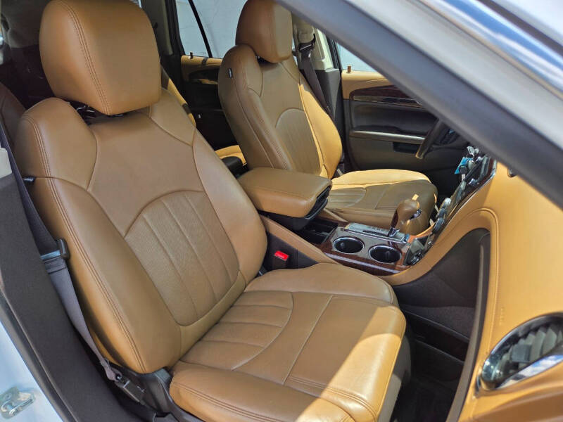 2017 Buick Enclave Leather