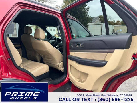 2017 Ford Explorer