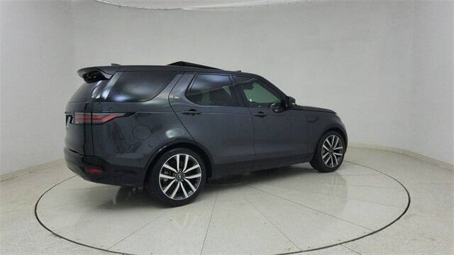 2024 Land Rover Discovery P300 Dynamic SE