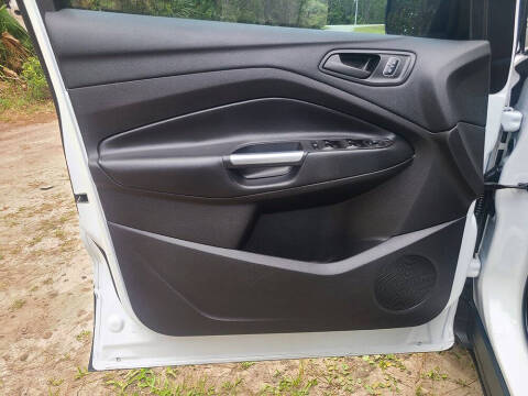2019 Ford Escape S