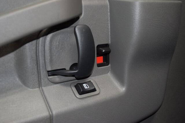 2025 Chevrolet Express 2500