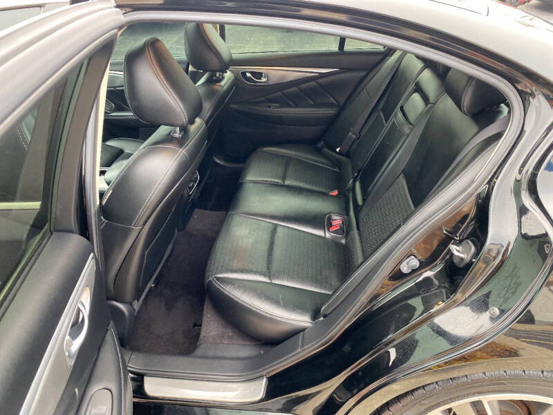 2015 Infiniti Q50 Sport