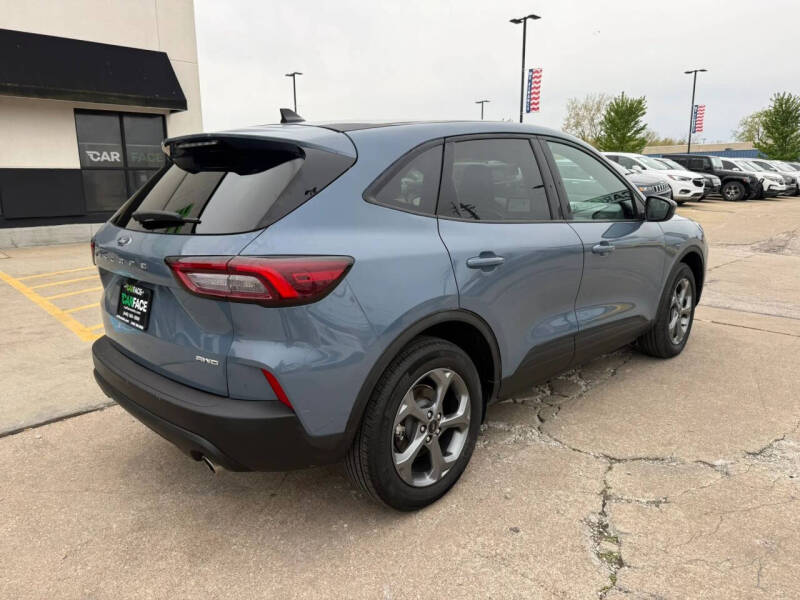 2025 Ford Escape ST-Line Select
