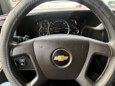 2017 Chevrolet Express 2500