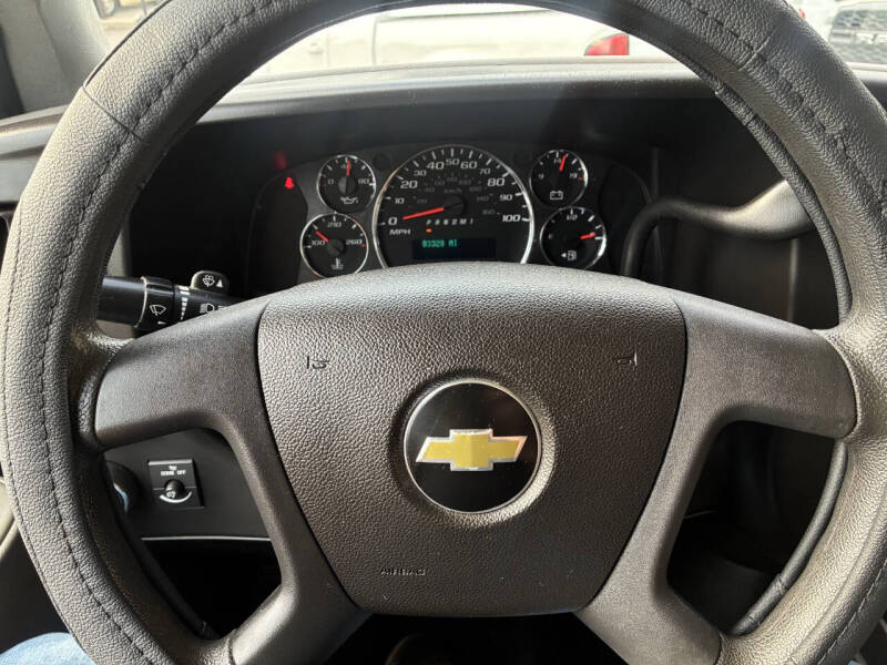 2017 Chevrolet Express 2500