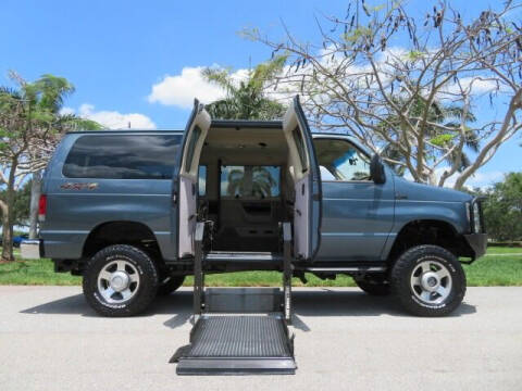 2013 Ford E-Series E-150 XLT