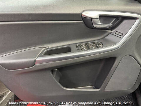 2016 Volvo XC60 T5 Drive-E Premier