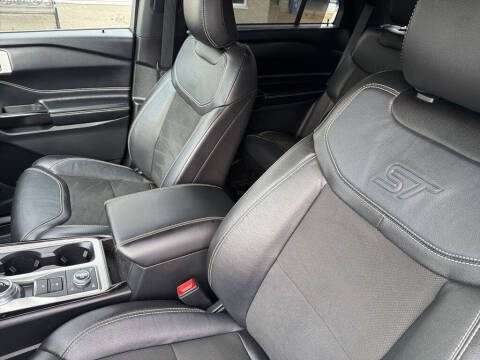 2021 Ford Explorer ST