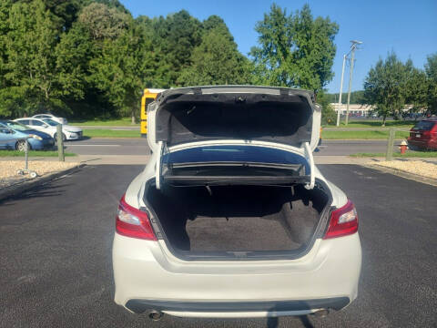 2017 Nissan Altima 2.5 SR