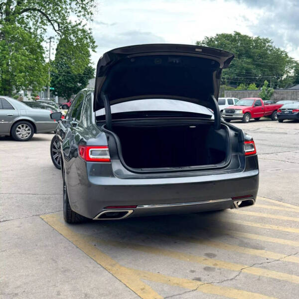 2017 Lincoln Continental Reserve