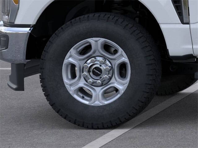 2026 Ford F-350 Super Duty XLT