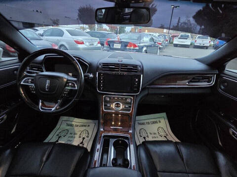 2019 Lincoln Continental Select