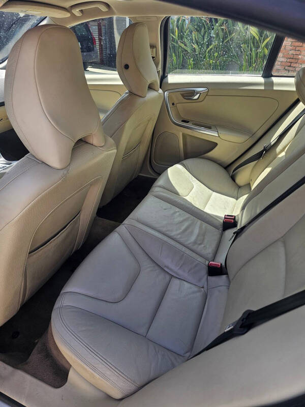 2012 Volvo S60 T5