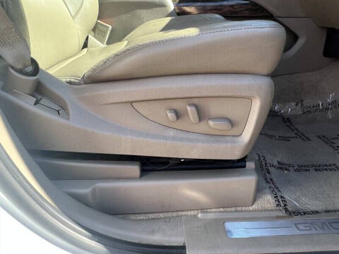 2016 GMC Yukon XL SLT