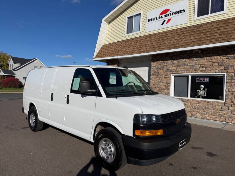2019 Chevrolet Express Cargo Work Van's photo