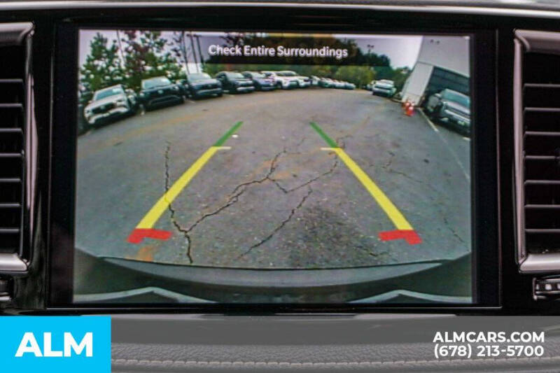 2024 Chrysler Pacifica Plug-In Hybrid Select