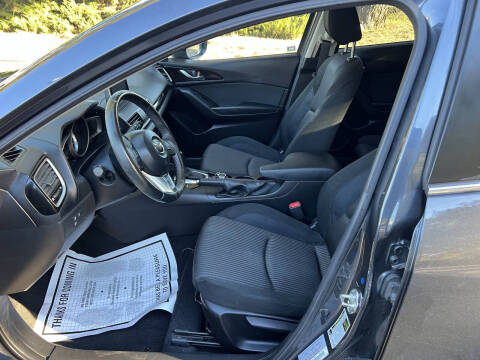 2015 Mazda MAZDA3 i Touring