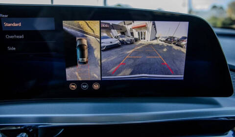 2024 Cadillac LYRIQ Luxury 2