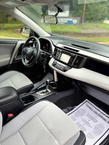 2016 Toyota RAV4 XLE