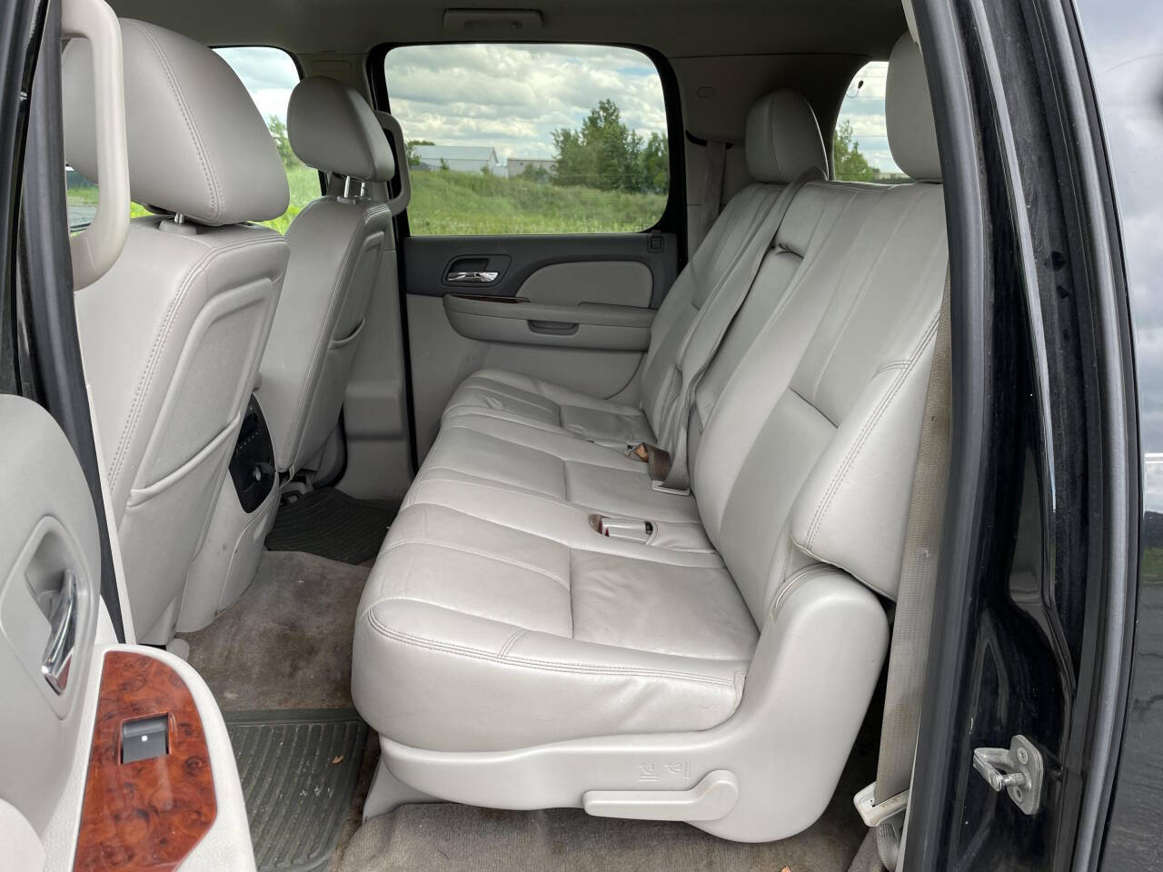 2012 GMC Yukon XL for sale at Twin Cities Auctions in Elk River, MN