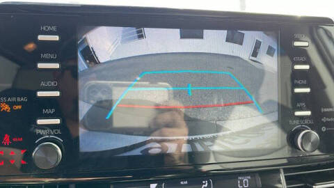 2022 Toyota Sienna LE 8-Passenger