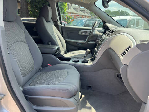 2010 Chevrolet Traverse LS