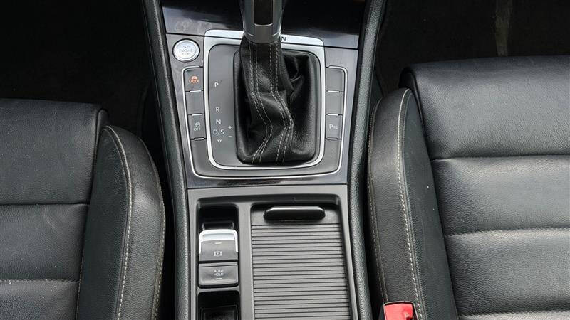 2017 Volkswagen Golf R 4Motion