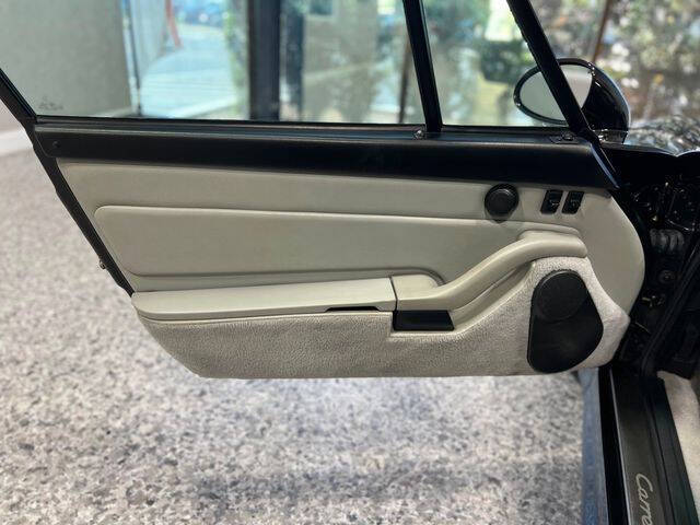 1996 Porsche 911 Carrera 4S