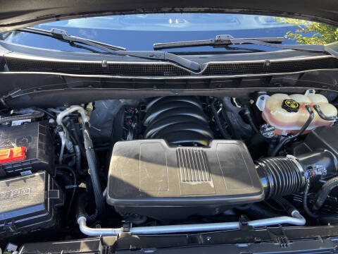 2022 GMC Yukon XL SLT