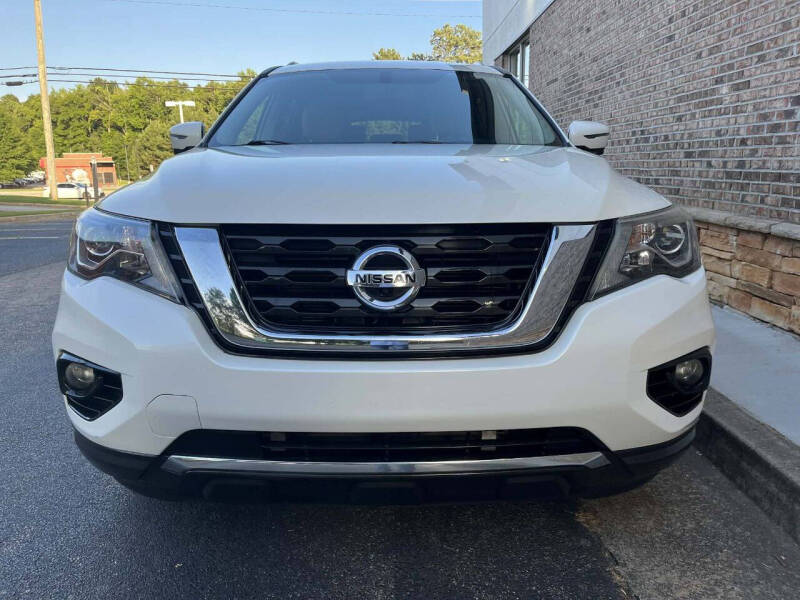 2017 Nissan Pathfinder Platinum