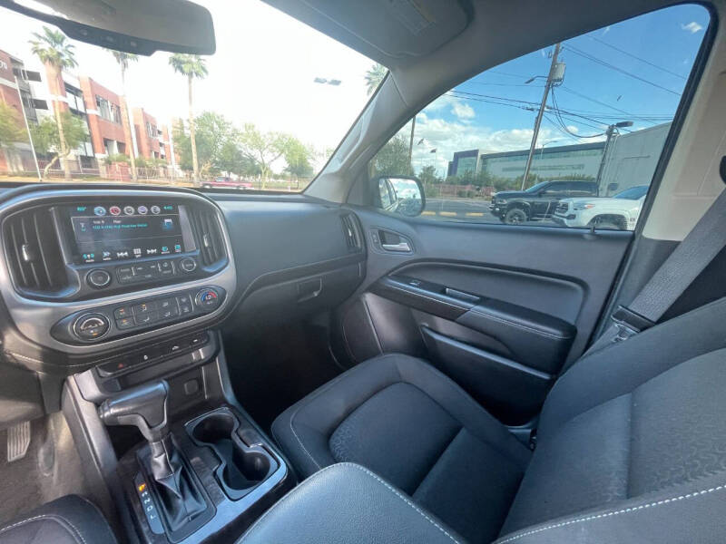 2018 GMC Canyon SLE