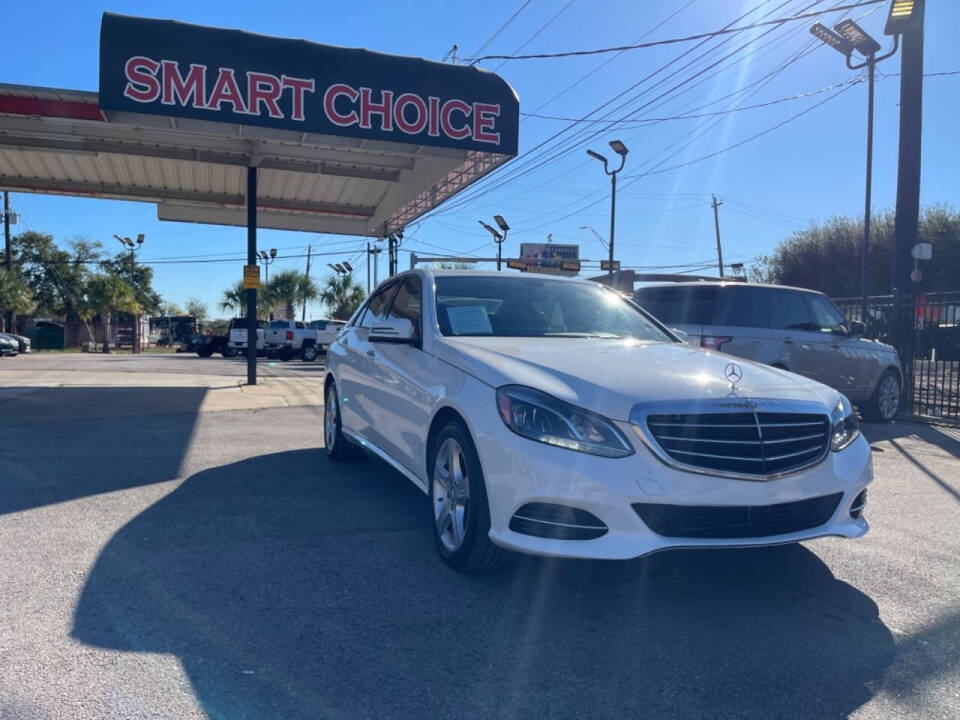 2015 Mercedes-Benz E-Class for sale at SMART CHOICE AUTO in Pasadena, TX