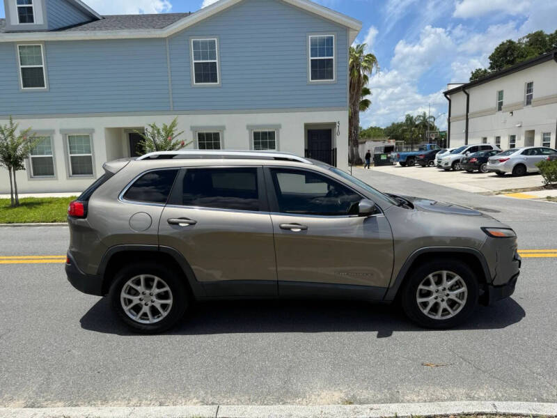2016 Jeep Cherokee