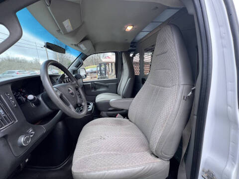 2017 GMC Savana 2500